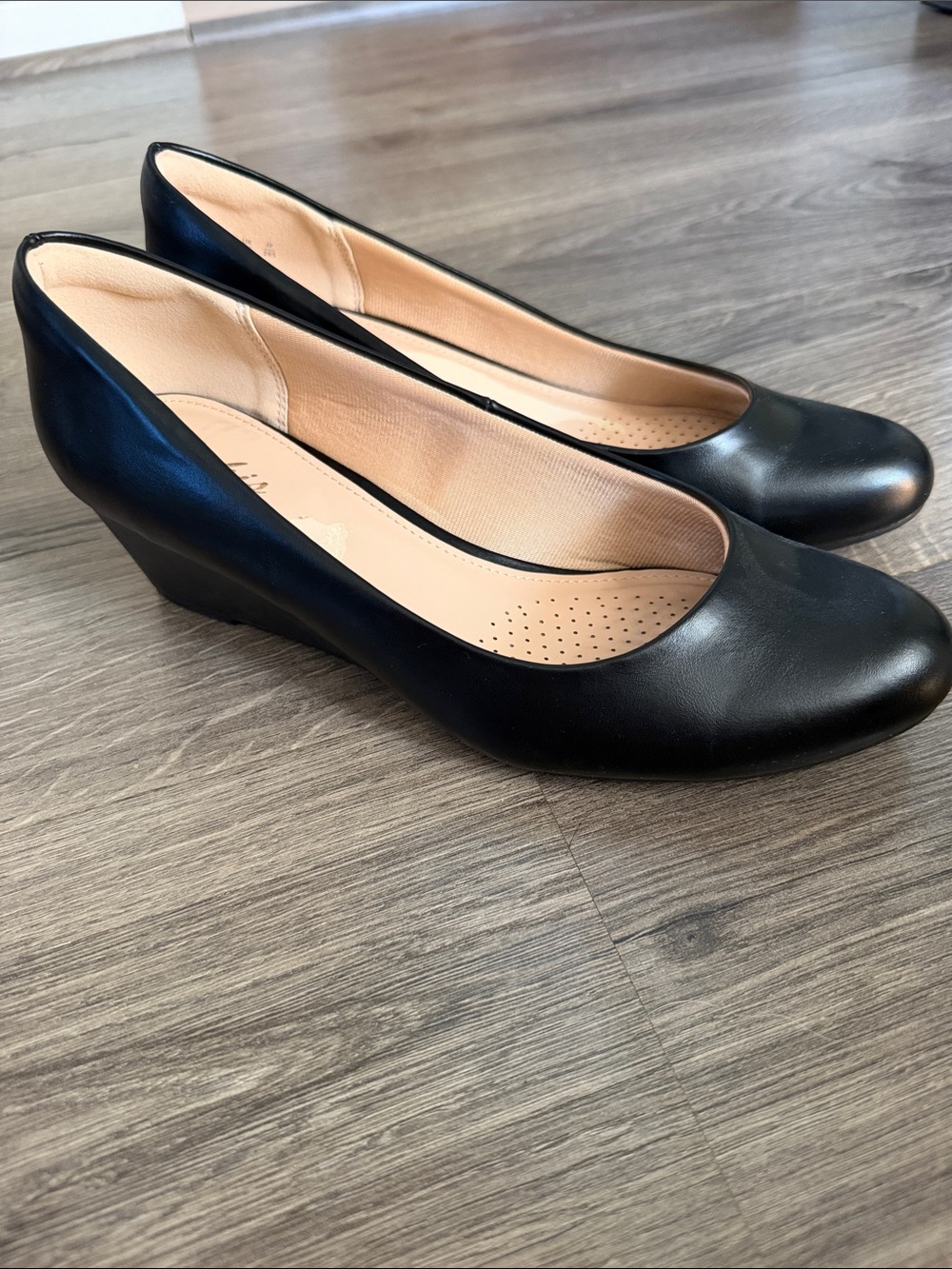 Classic Black Wedge Pumps - Women's Comfort Heels- Size 9.5